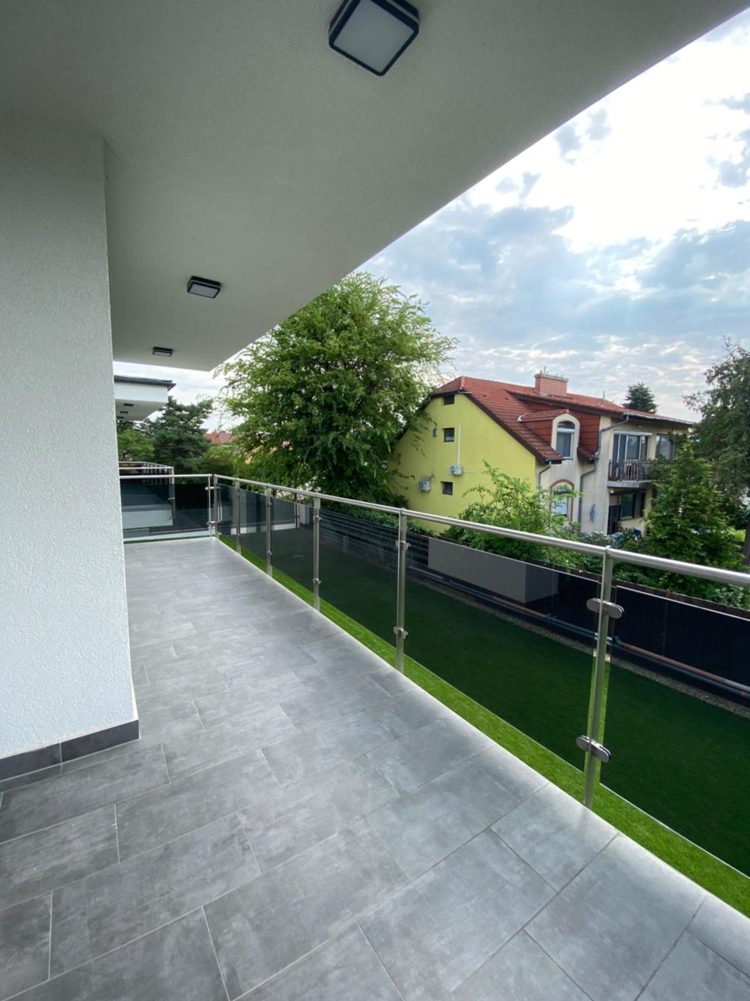 Modern Living In Budapest Exteriör bild